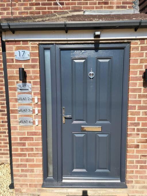 Hazel 1-Bedroom Cousy Flat, Parking, Wifi, Prime Location, Close To Blenheim Palace & Oxford Kidlington Εξωτερικό φωτογραφία