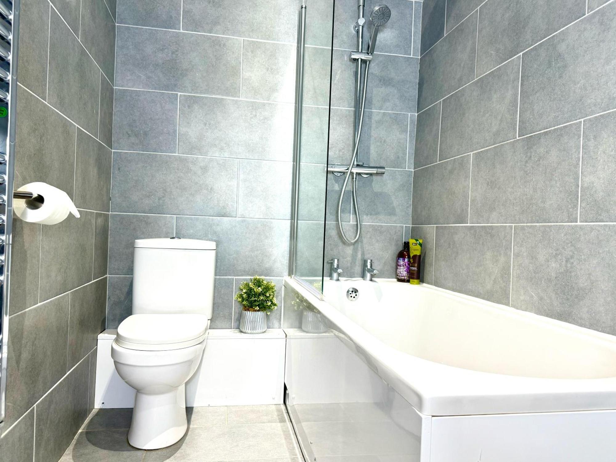 Hazel 1-Bedroom Cousy Flat, Parking, Wifi, Prime Location, Close To Blenheim Palace & Oxford Kidlington Εξωτερικό φωτογραφία