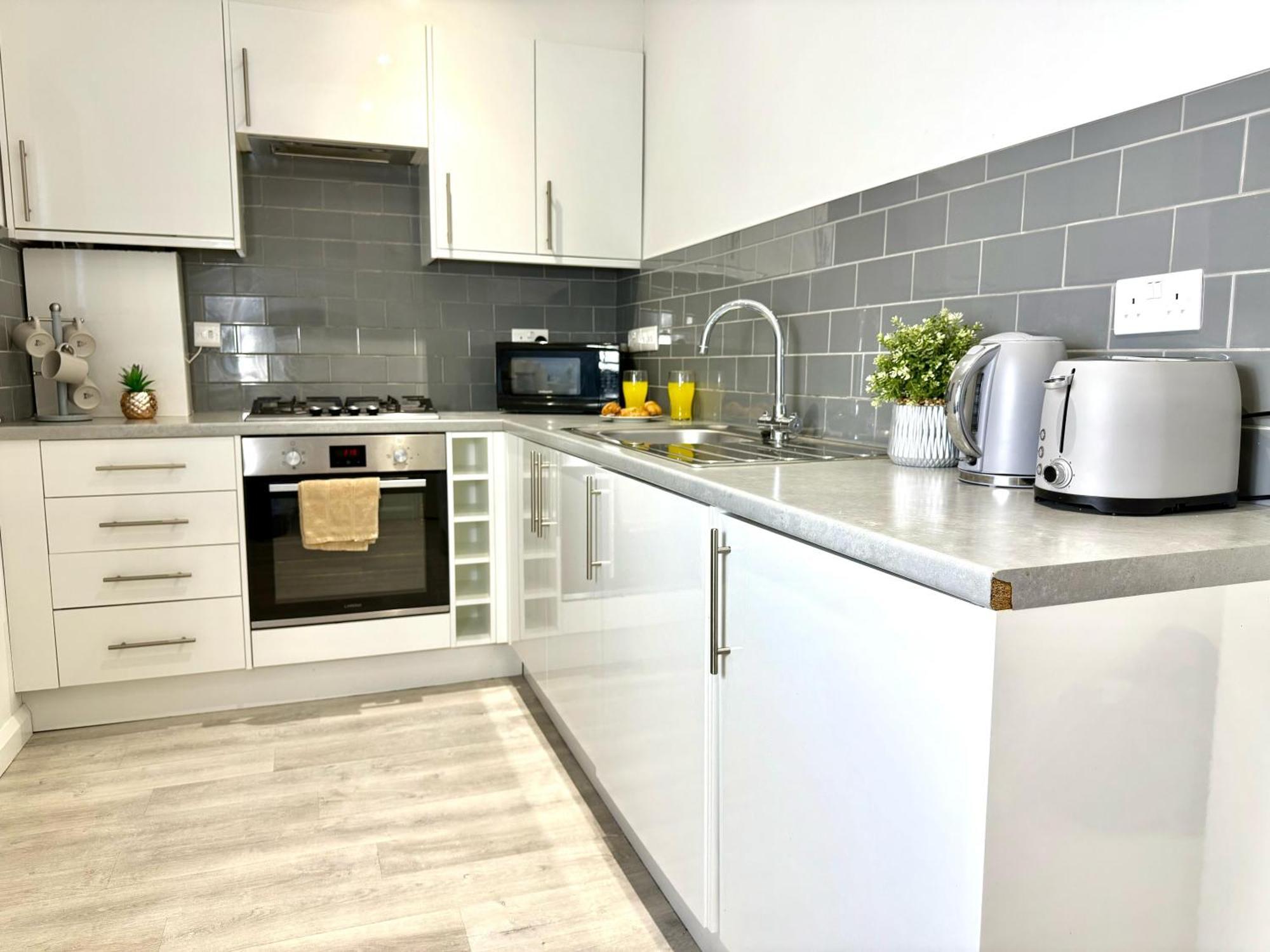 Hazel 1-Bedroom Cousy Flat, Parking, Wifi, Prime Location, Close To Blenheim Palace & Oxford Kidlington Εξωτερικό φωτογραφία