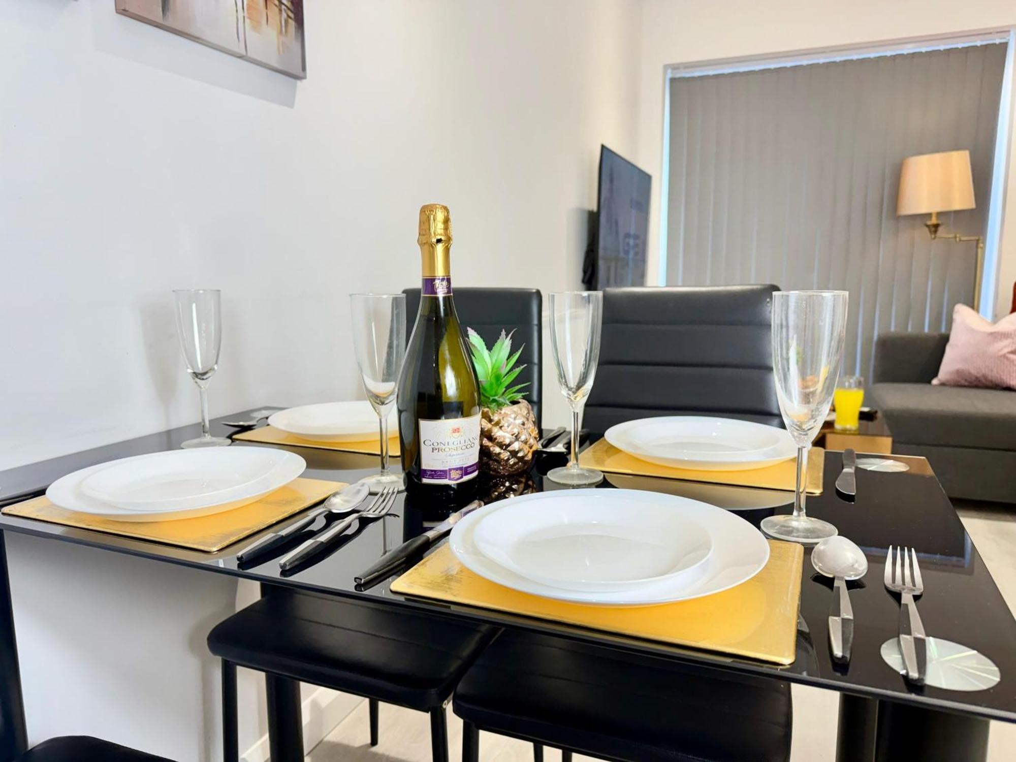 Hazel 1-Bedroom Cousy Flat, Parking, Wifi, Prime Location, Close To Blenheim Palace & Oxford Kidlington Εξωτερικό φωτογραφία